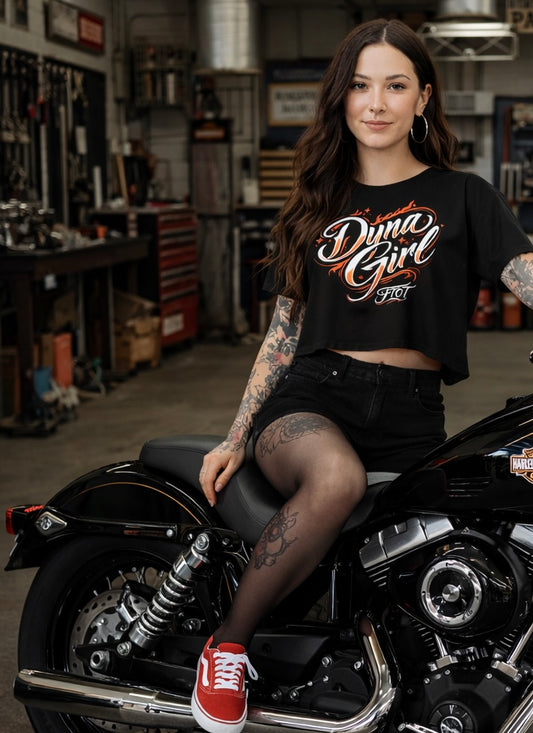 DYNA GIRL – Cropped Tee